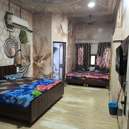 Hotel Jogi Guest House Amritsar Exterior foto
