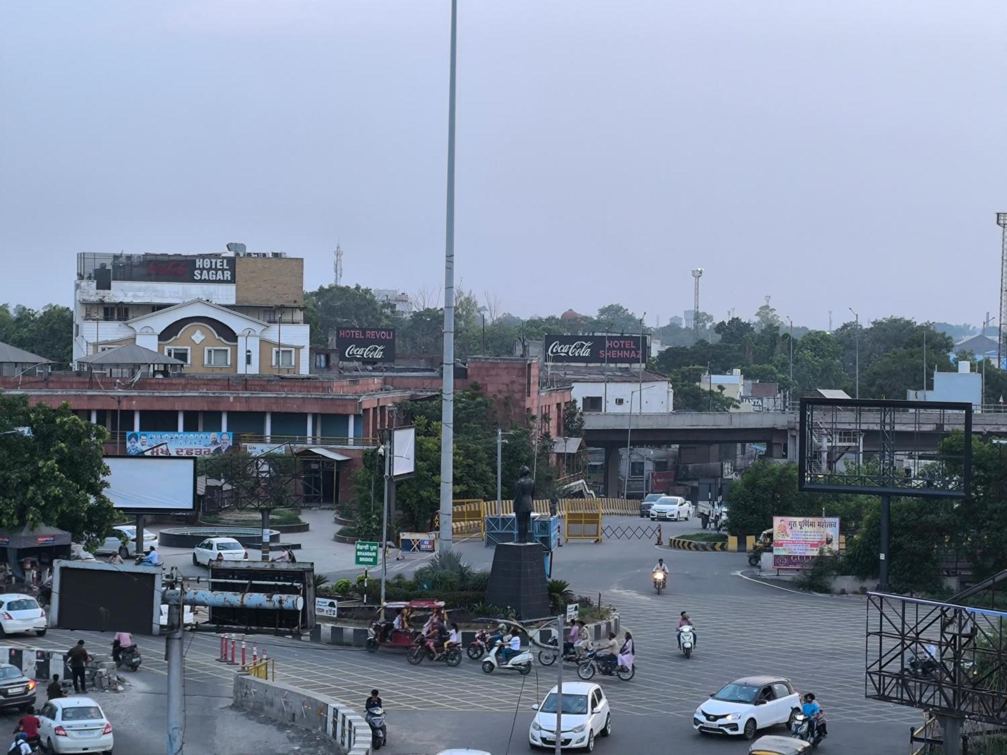 Hotel Jogi Guest House Amritsar Exterior foto